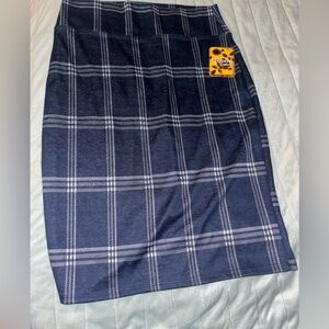 Hybrid & Company Navy Plaid Pencil Skirt